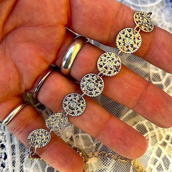 Gold Medallion Choker Necklace - Picture 3 of 5